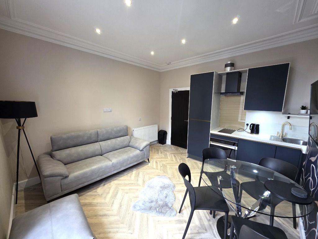 Property photo 3 of 9 Photo 3