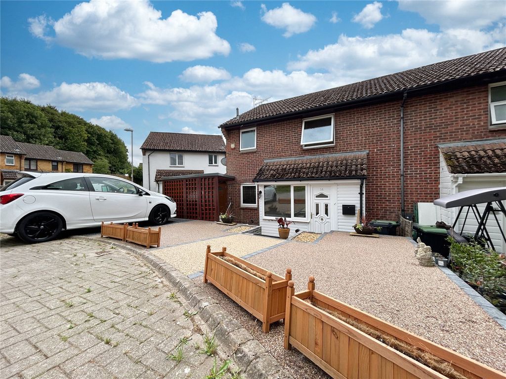 Property photo 1 of 15 Picture No. 02