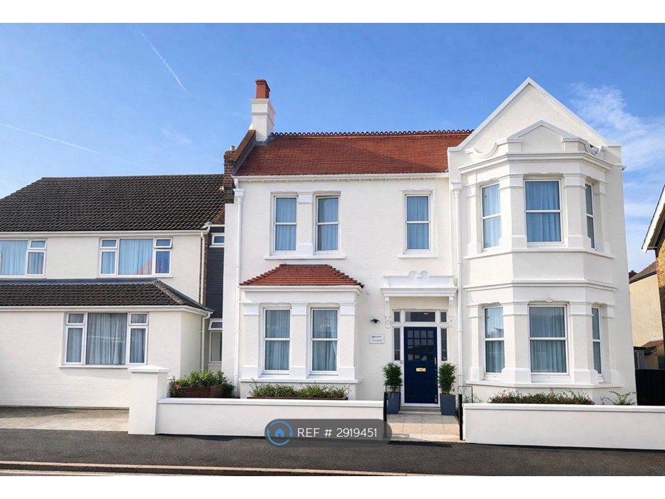 Property photo 1 of 9 Luton Avenue, Broadstairs Kent Ct10 2Dh