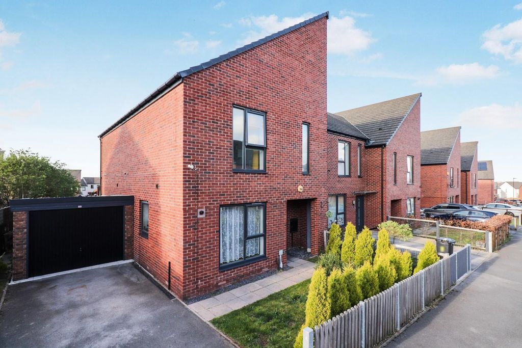 Property photo 1 of 22 Img_8228.Jpg