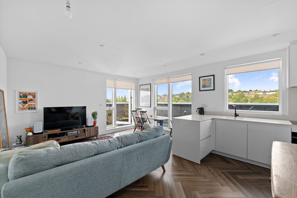 Property photo 2 of 18 Lounge-Kitchen-Diner