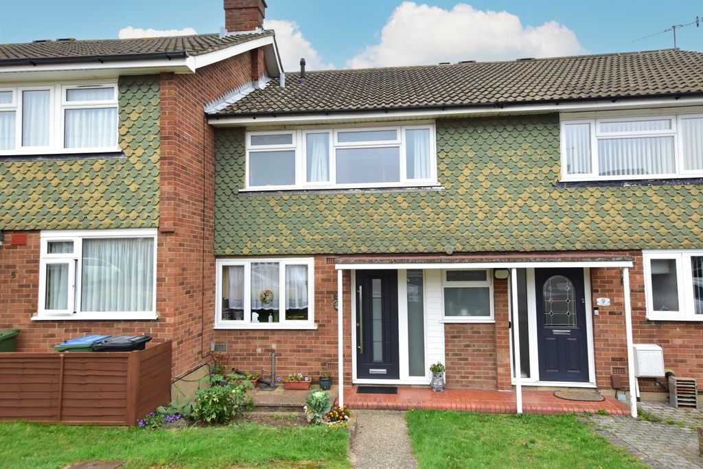 Property photo 1 of 14 7 Rother Close