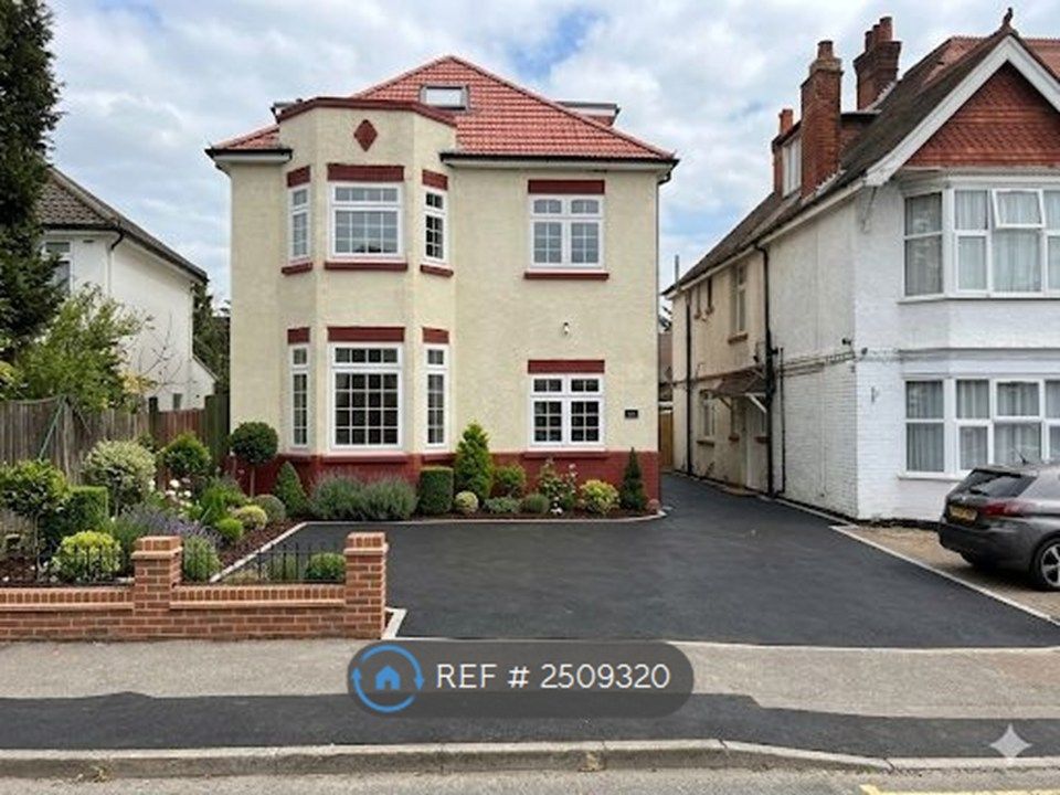 Property photo 1 of 9