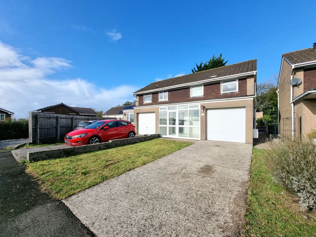 Property photo 1 of 30
