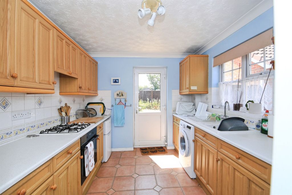 Property photo 2 of 12