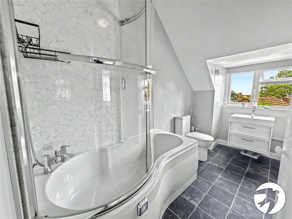 Property photo 2 of 22 Picture No. 63