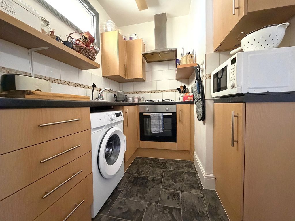 Property photo 2 of 6 Picture No. 08