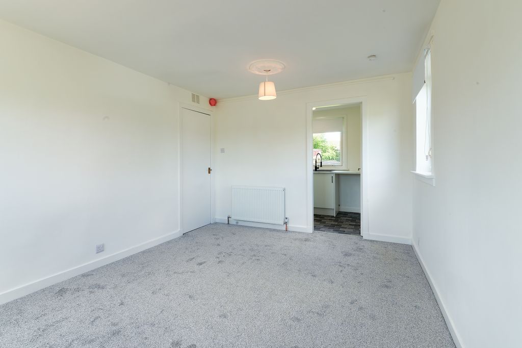 Property photo 3 of 9 Property Image 3