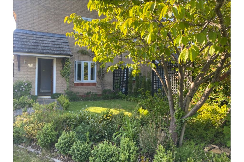 Property photo 1 of 18 Front View