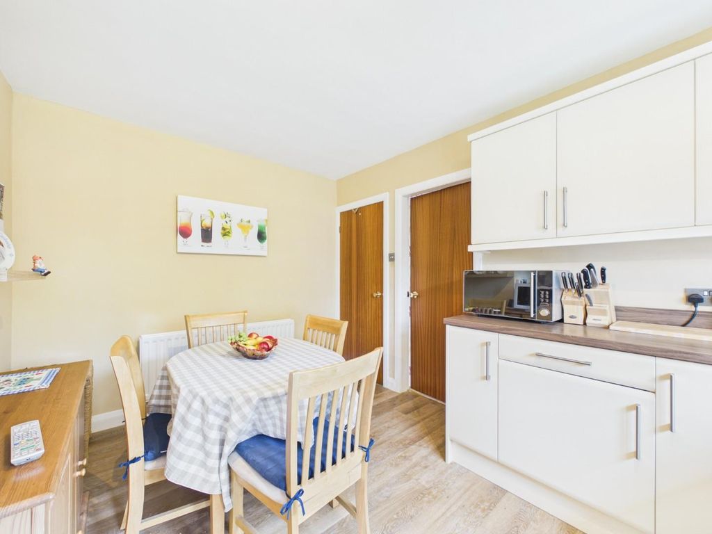 Additional image 7 of 5 bed property for saleDalesway, Eldwick, Bingley BD16