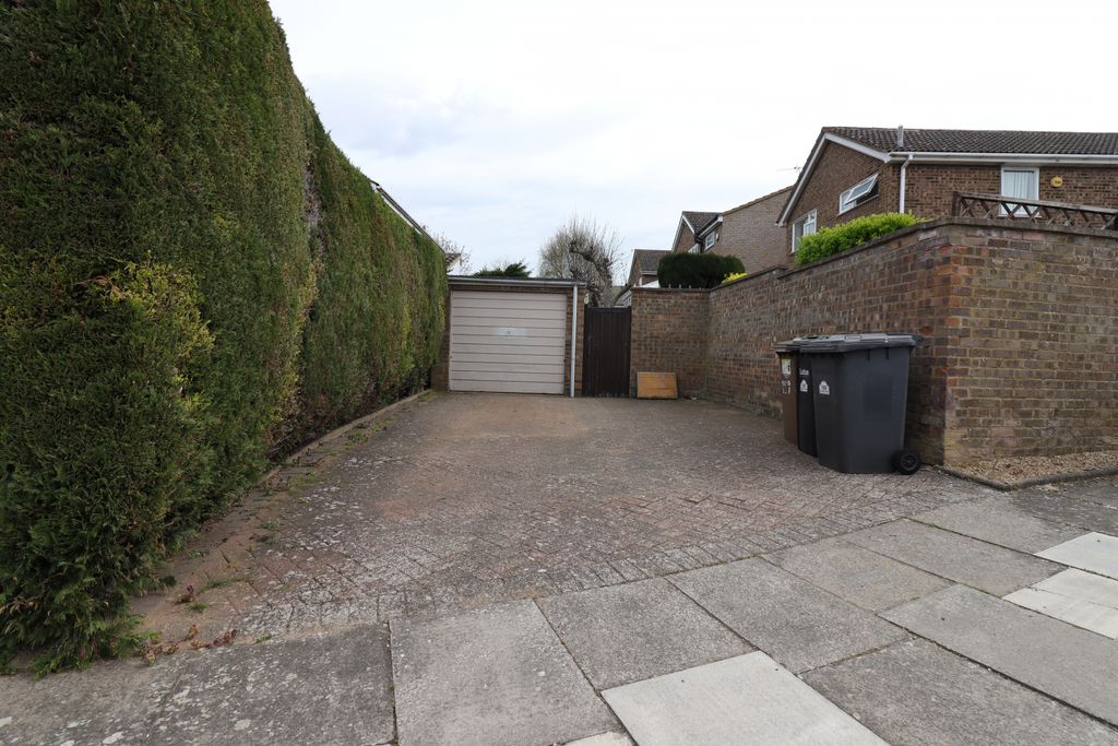 Property photo 3 of 24 Gallery