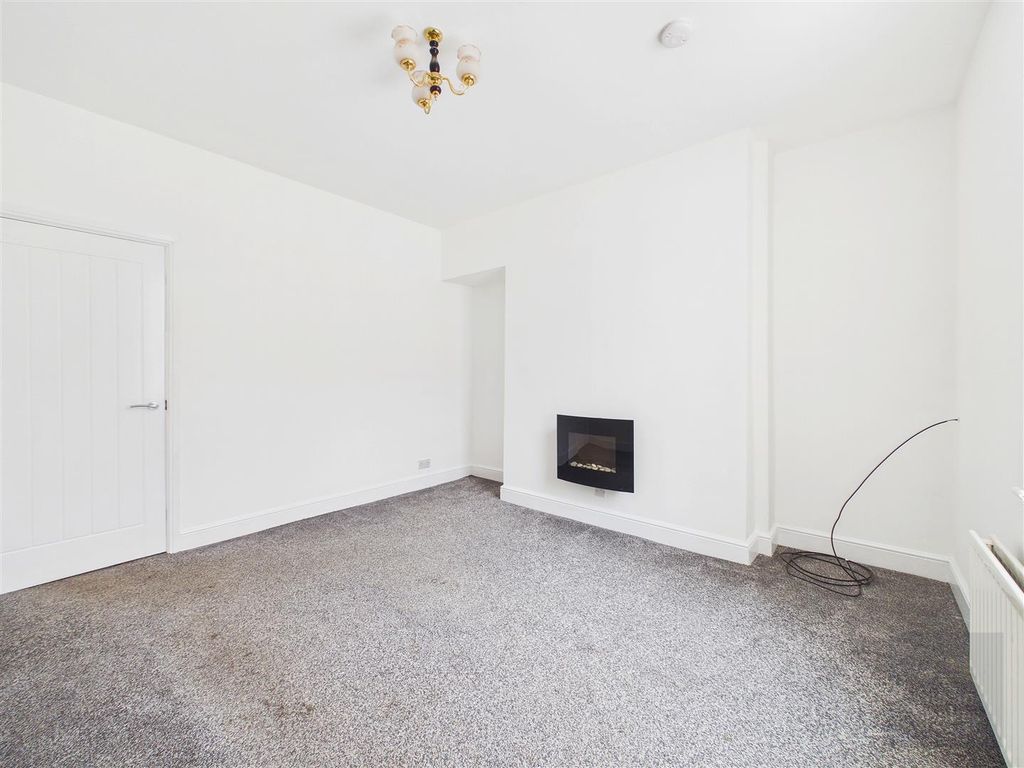 Property photo 2 of 20 Cam01858G0-Pr0292-Still001.Jpg