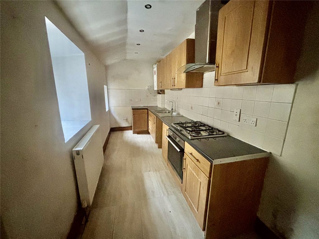 Property photo 3 of 6 Picture No. 04