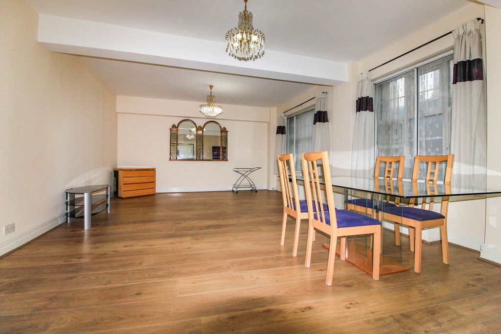 Property photo 3 of 23 Gallery