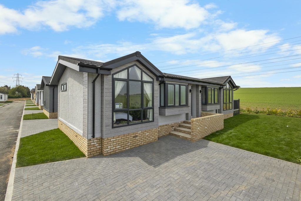 Property photo 1 of 10 Aa5A117d557F4146624F81Fc792Dd4326d58c57Cb77d5F0B73