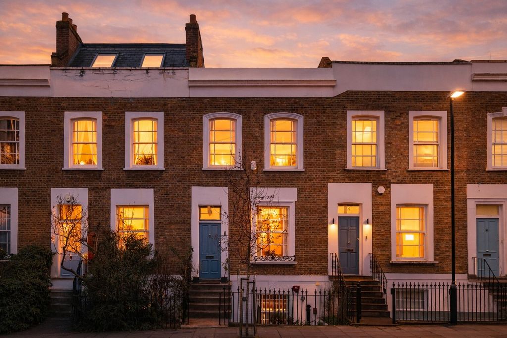 Property photo 1 of 29