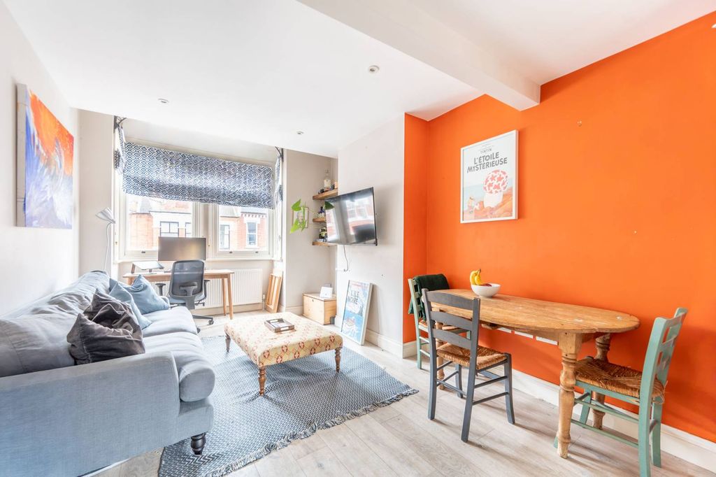 Property photo 1 of 9