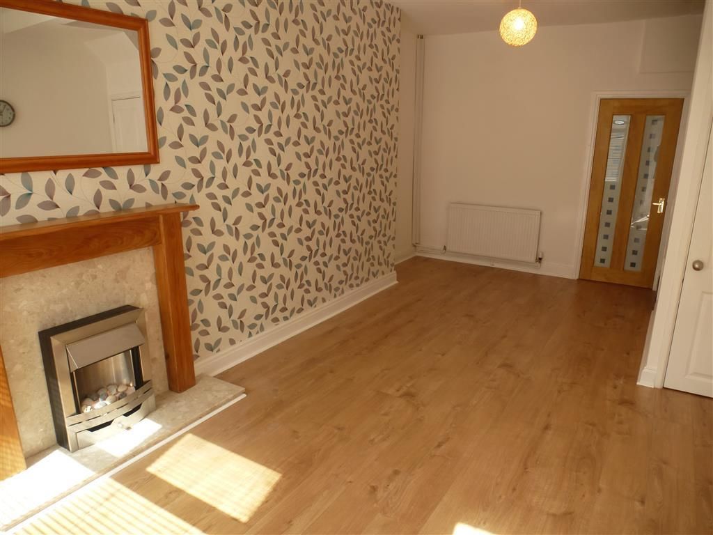 Property photo 2 of 5 Living Room