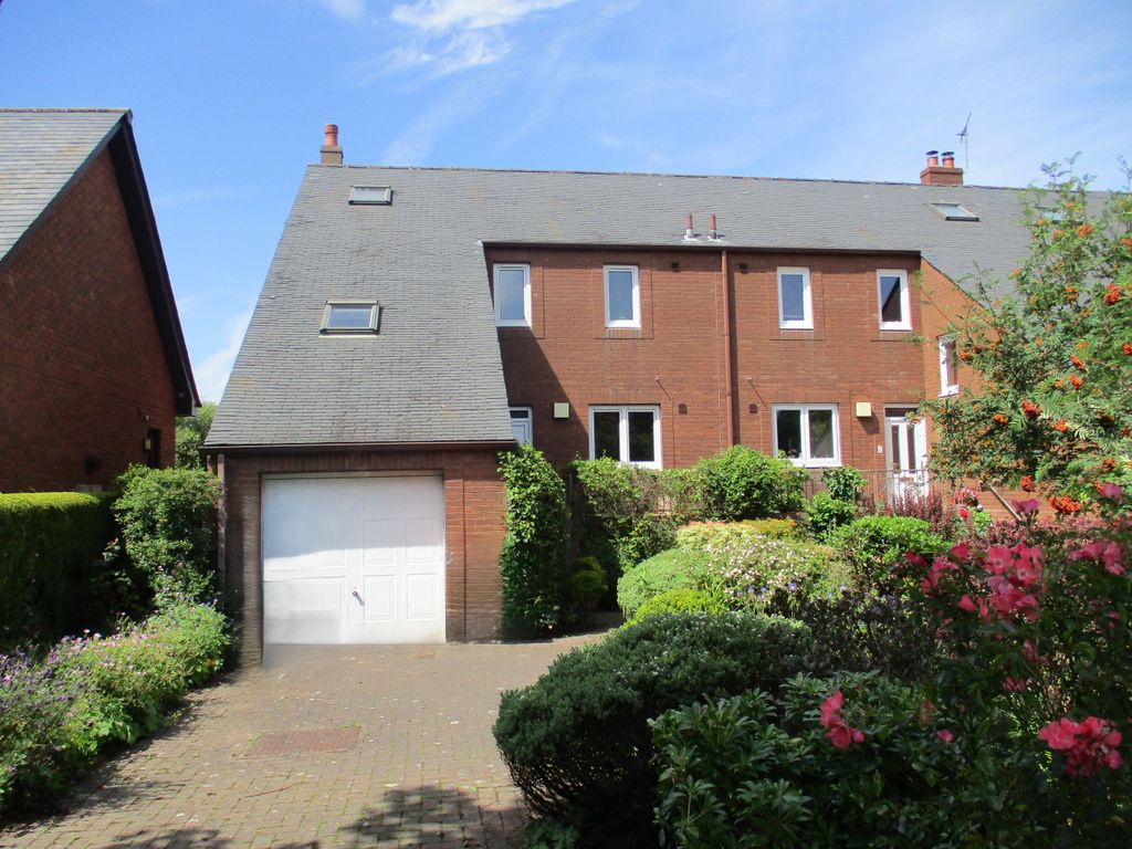 Property photo 1 of 30