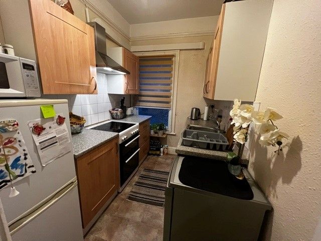Property photo 3 of 4 Kitchen
