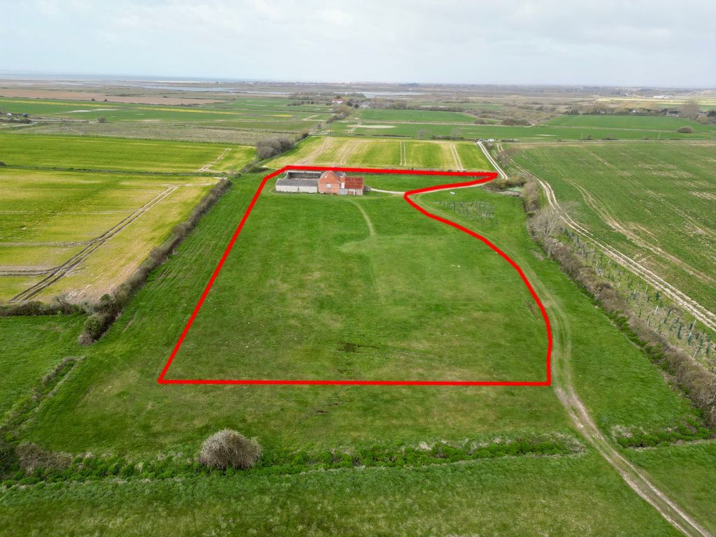 Property photo 2 of 22