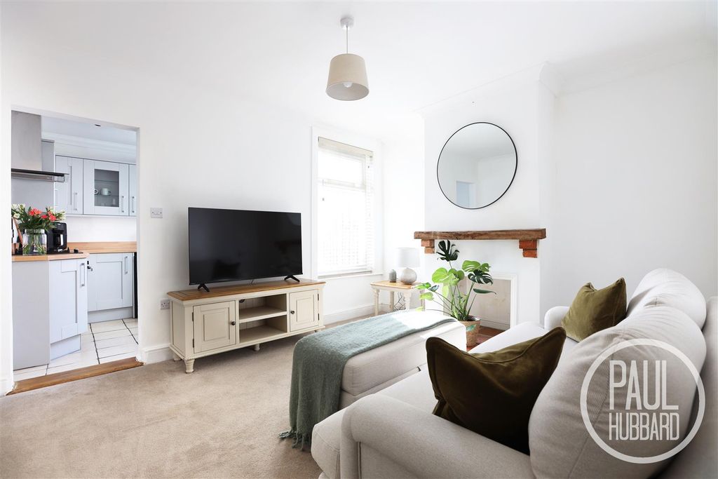 Property photo 3 of 12 7R5A4071.Jpg