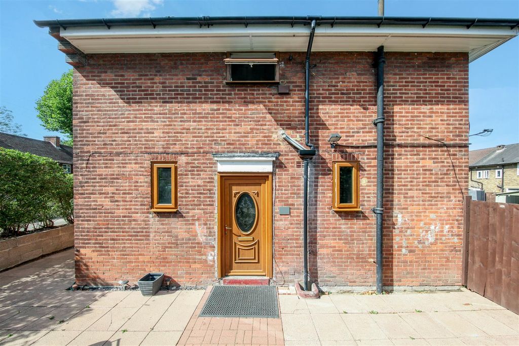 Property photo 1 of 19 King Alfred Avenue - Yx7Qsikky0Ofosb4Qaqm.Jpg
