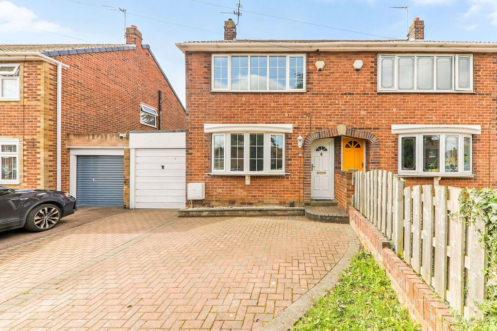 Property photo 1 of 22