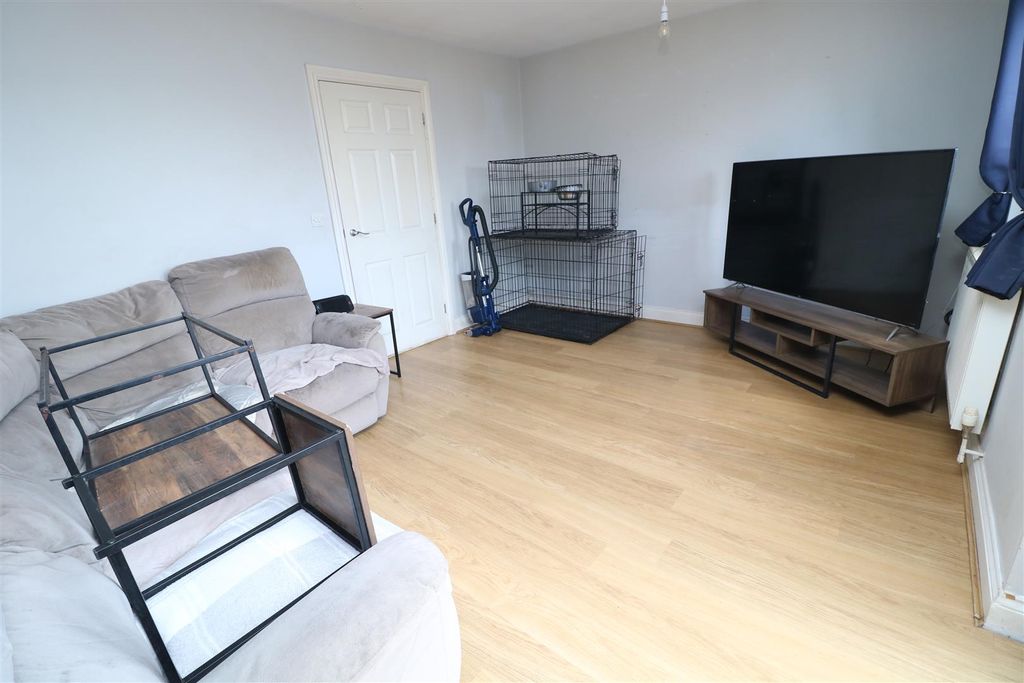 Property photo 2 of 11 Img_2111.Jpg
