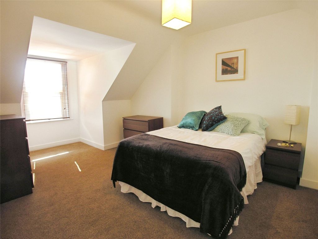 Property photo 3 of 8 Picture No. 15