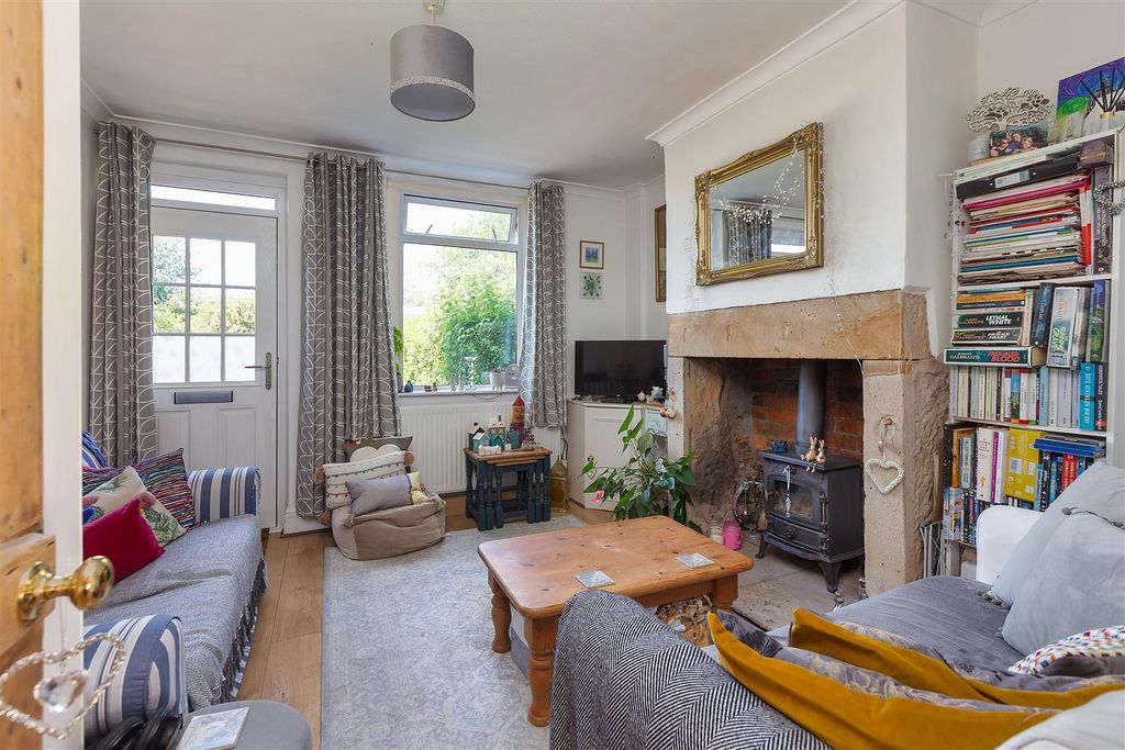 Property photo 2 of 16