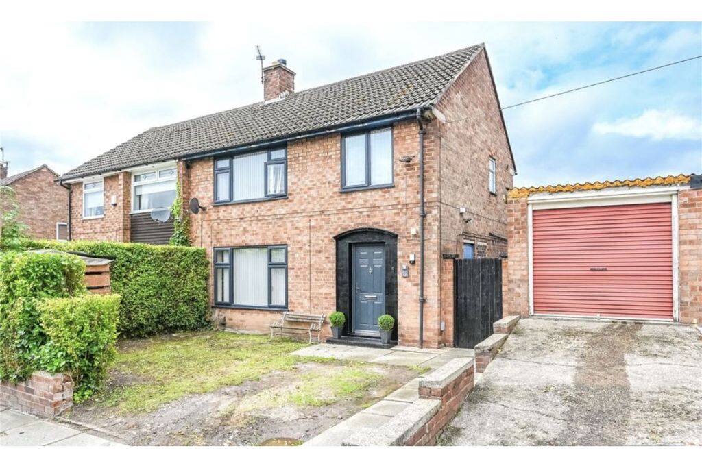 Property photo 1 of 20