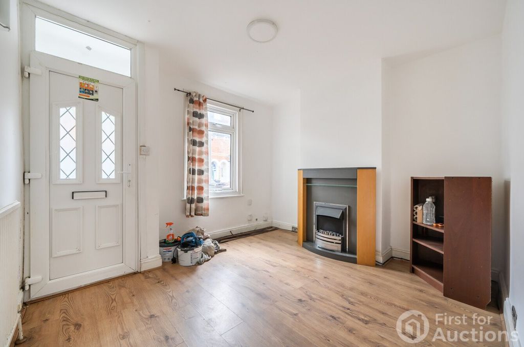 Property photo 2 of 12 Picture No. 03