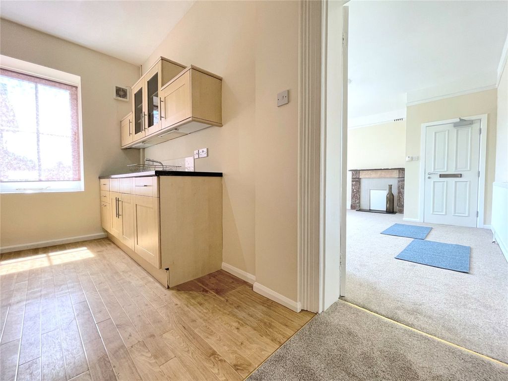 Property photo 3 of 10 Picture No. 18