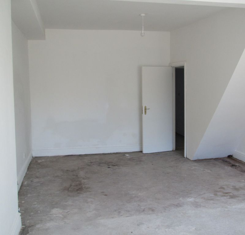 Property photo 2 of 5 Internal