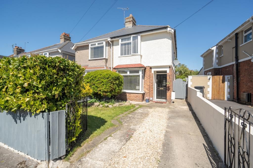 Property photo 1 of 20 External Front