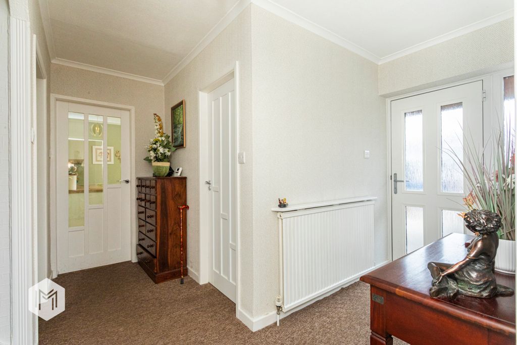 Property photo 2 of 25 Picture No. 24