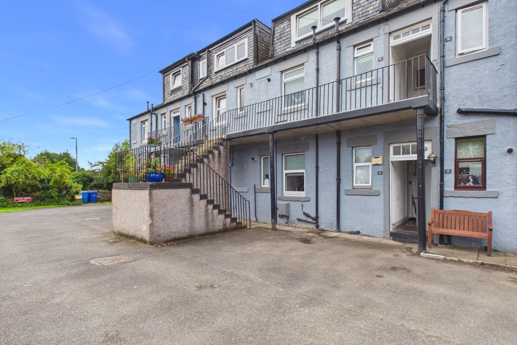 Property photo 2 of 14 Cam05526G0-Pr0177-Still011
