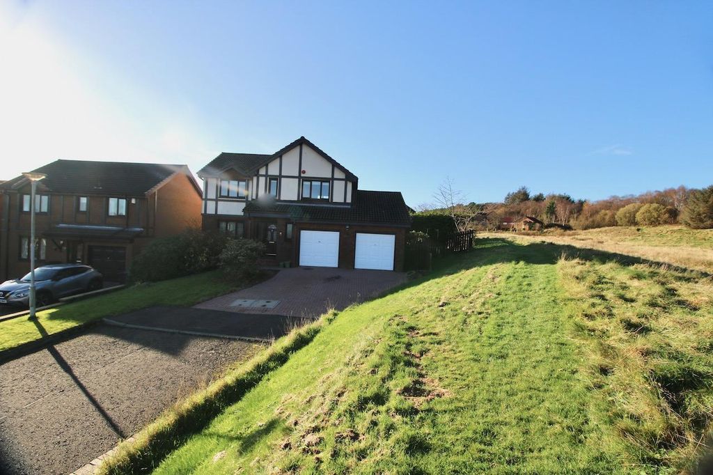 Property photo 2 of 39