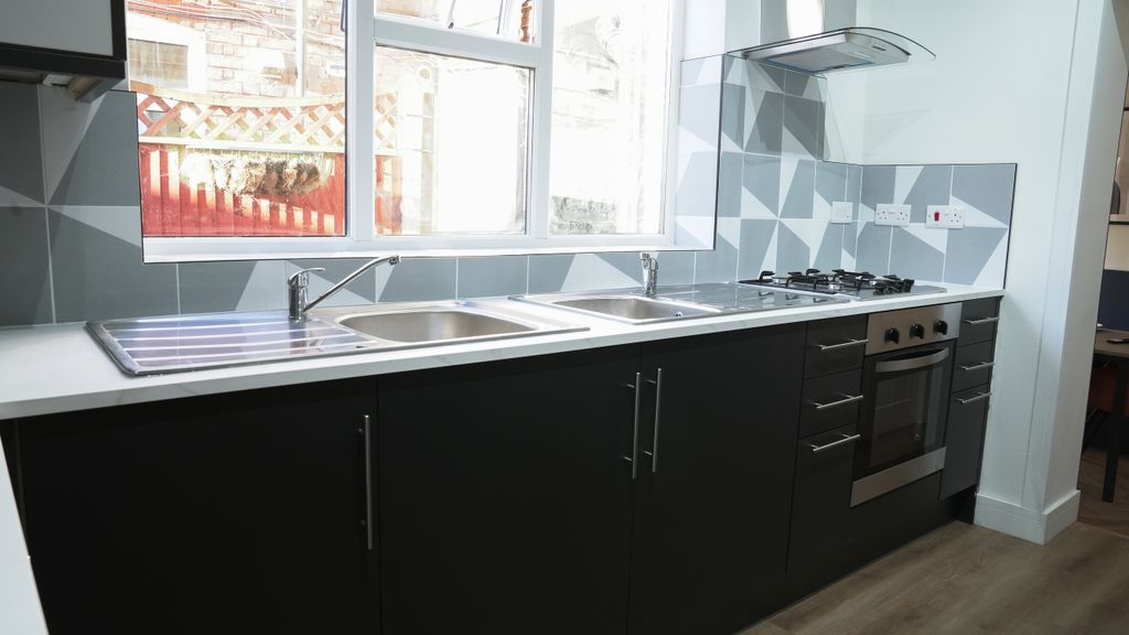 Property photo 3 of 14 Dsc03787