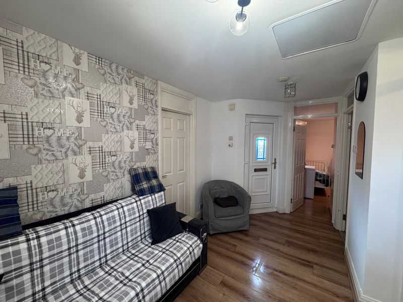 Property photo 2 of 10 Photo 9