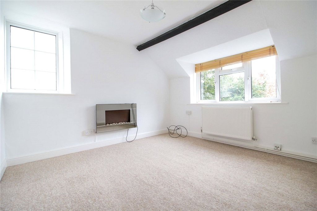 Property photo 3 of 7 Picture No. 08