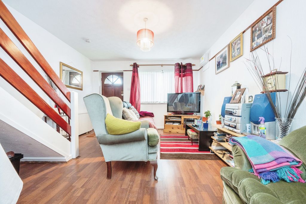 Property photo 2 of 15 Photography