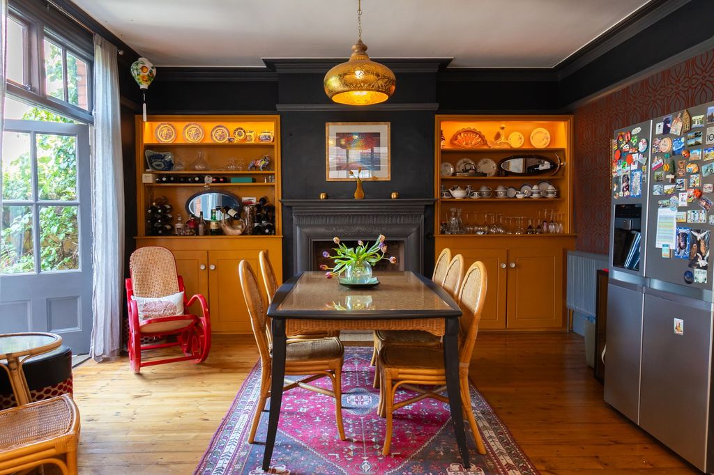 Property photo 1 of 48