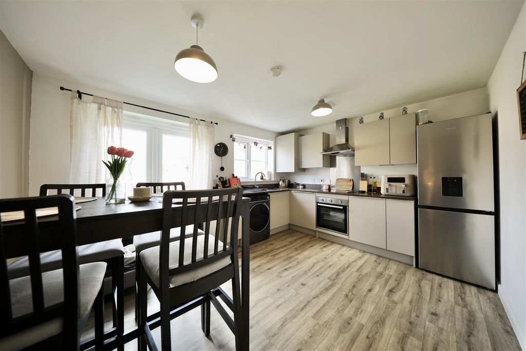 Property photo 3 of 25 0A4A6066.Jpg