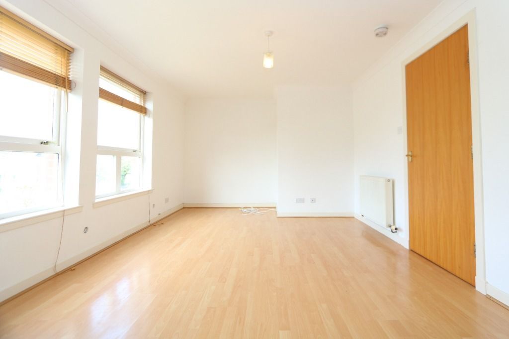 Property photo 3 of 14 Picture 3