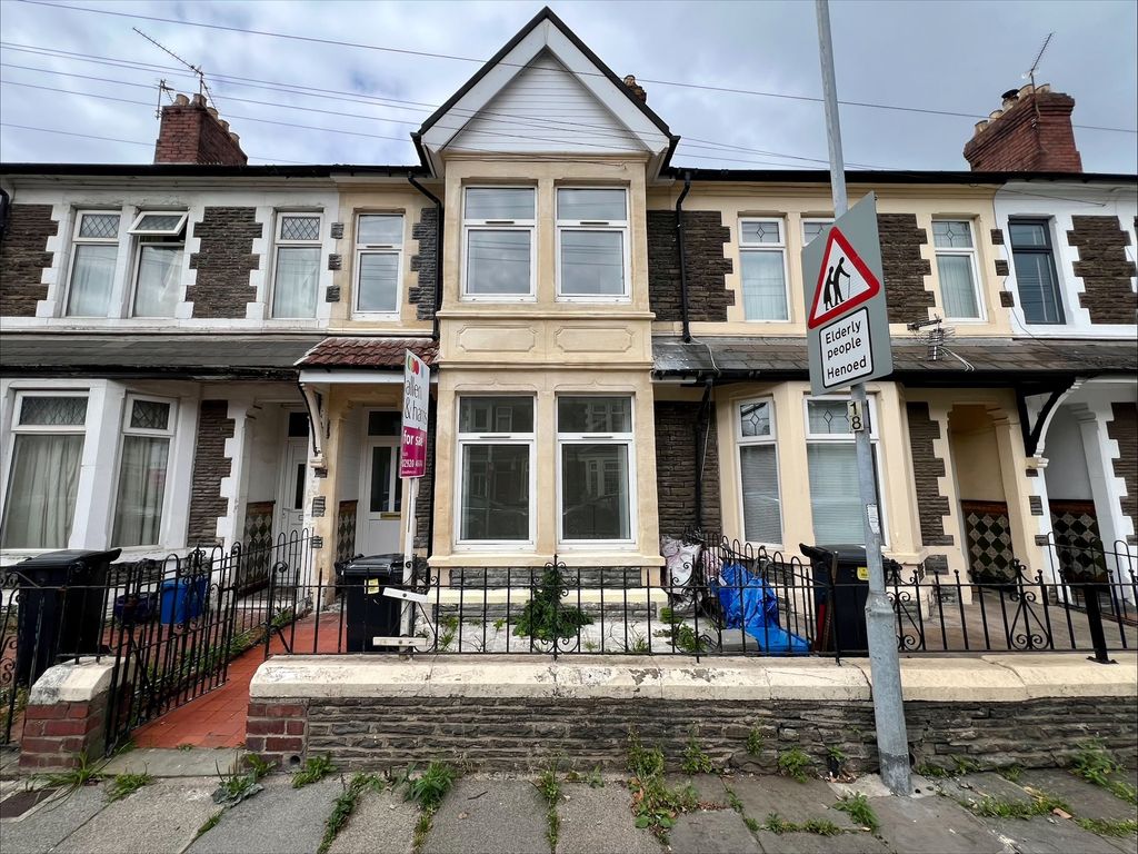 Property photo 1 of 17
