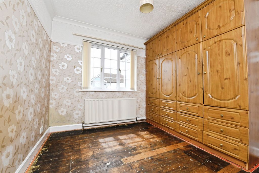 Property photo 2 of 15