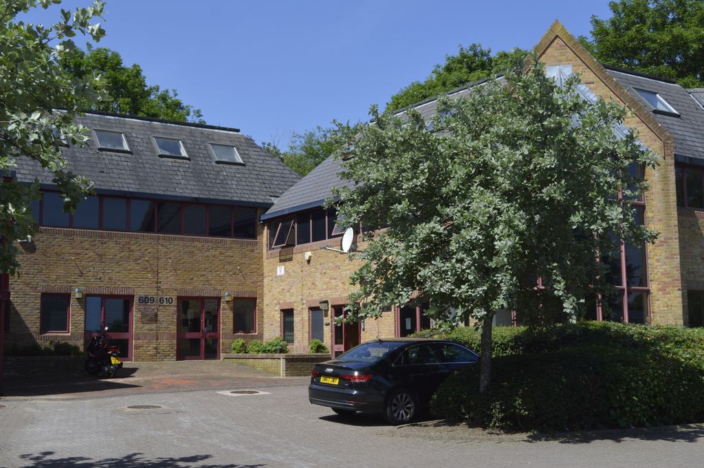 Property photo 2 of 3