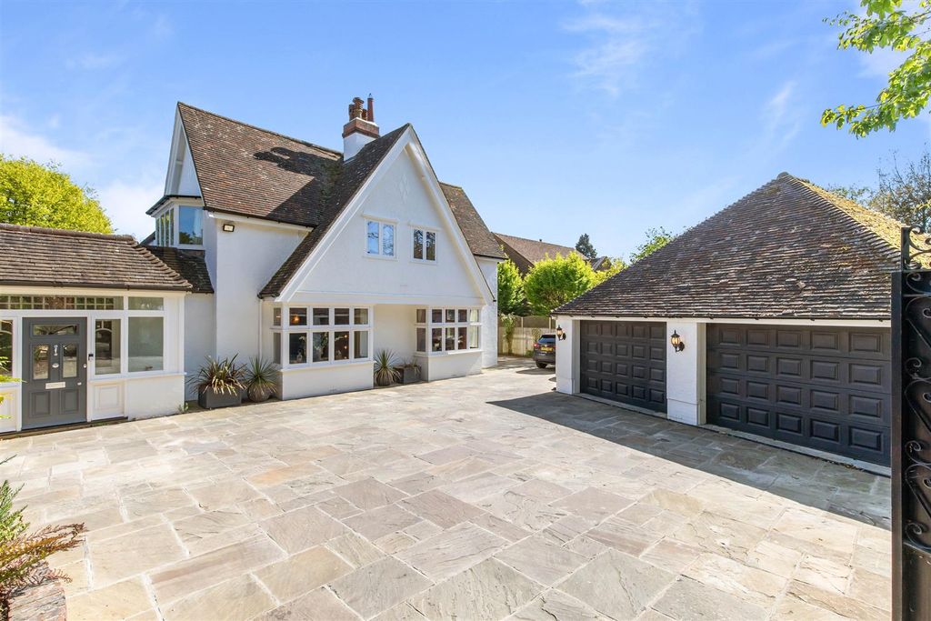 Property photo 1 of 27 Tongdean Road-42.Jpg